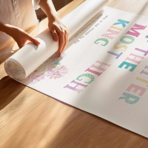Alternative view of I Am a Daughter of the King Wall Art